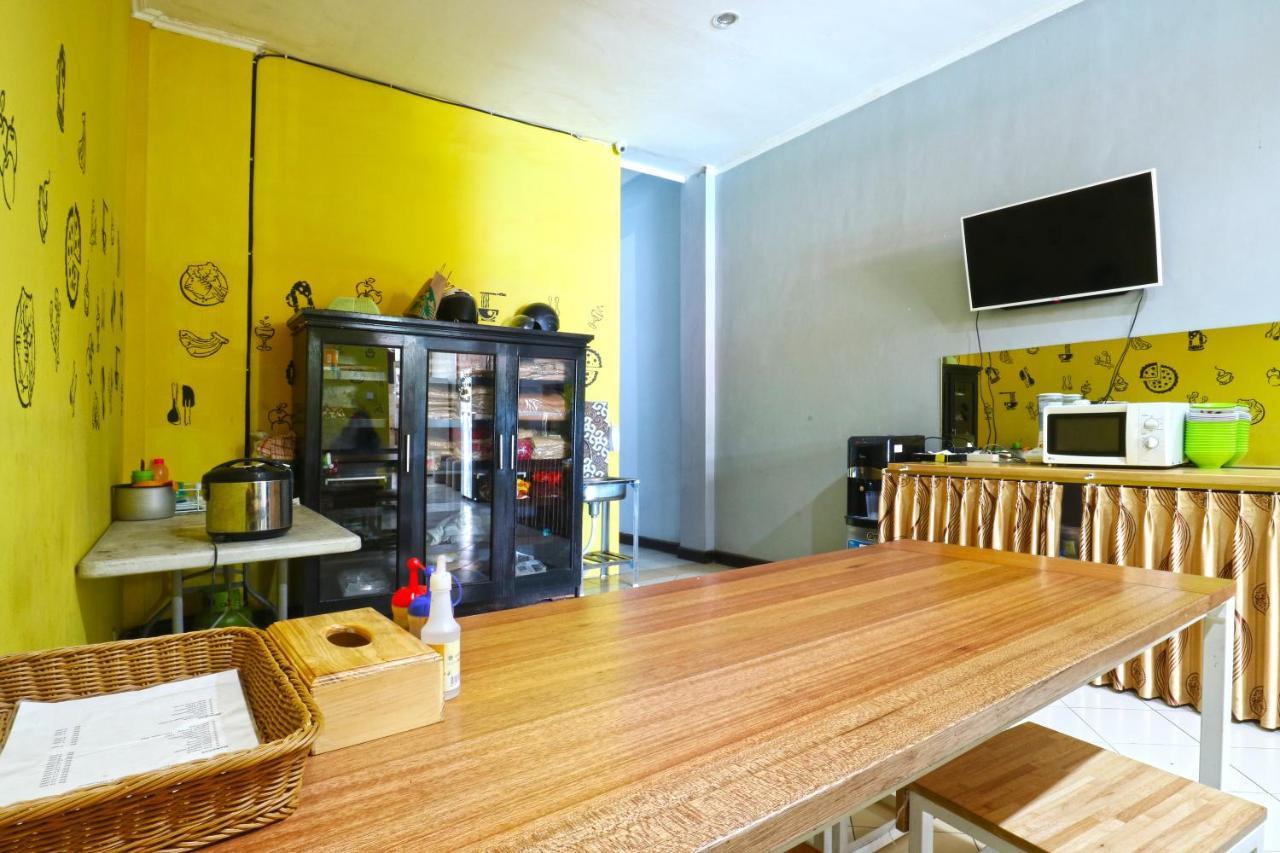 Raja Rani Hostel Denpasar Kültér fotó